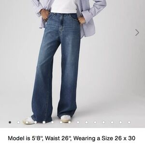 Levi’s Cinch Baggy Jeans